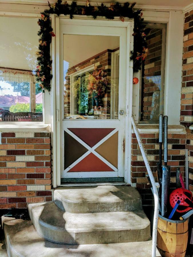Three Bears Inn Saint Anthony Exterior photo